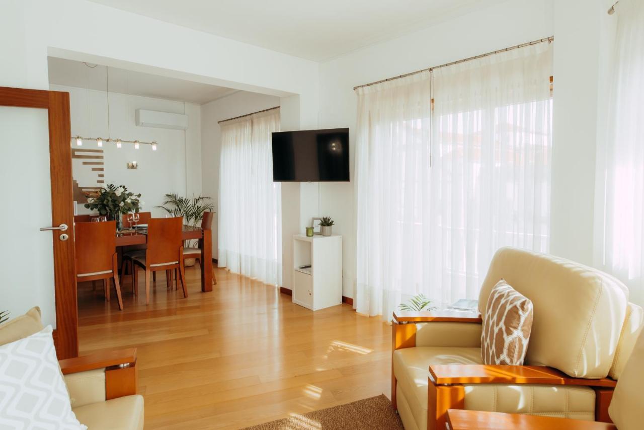 Racia Lodges - Apartment เวียนา โด กัสเตโล ภายนอก รูปภาพ