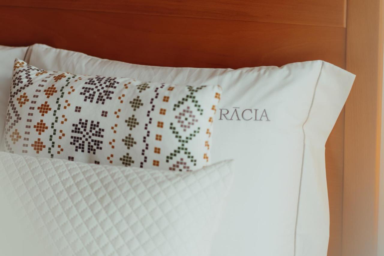 Racia Lodges - Apartment เวียนา โด กัสเตโล ภายนอก รูปภาพ